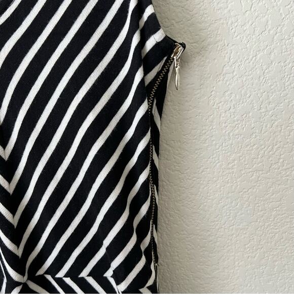 Banana Republic Factory black white stripe V-neck dress gold exposed zipper - Picture 4 of 6